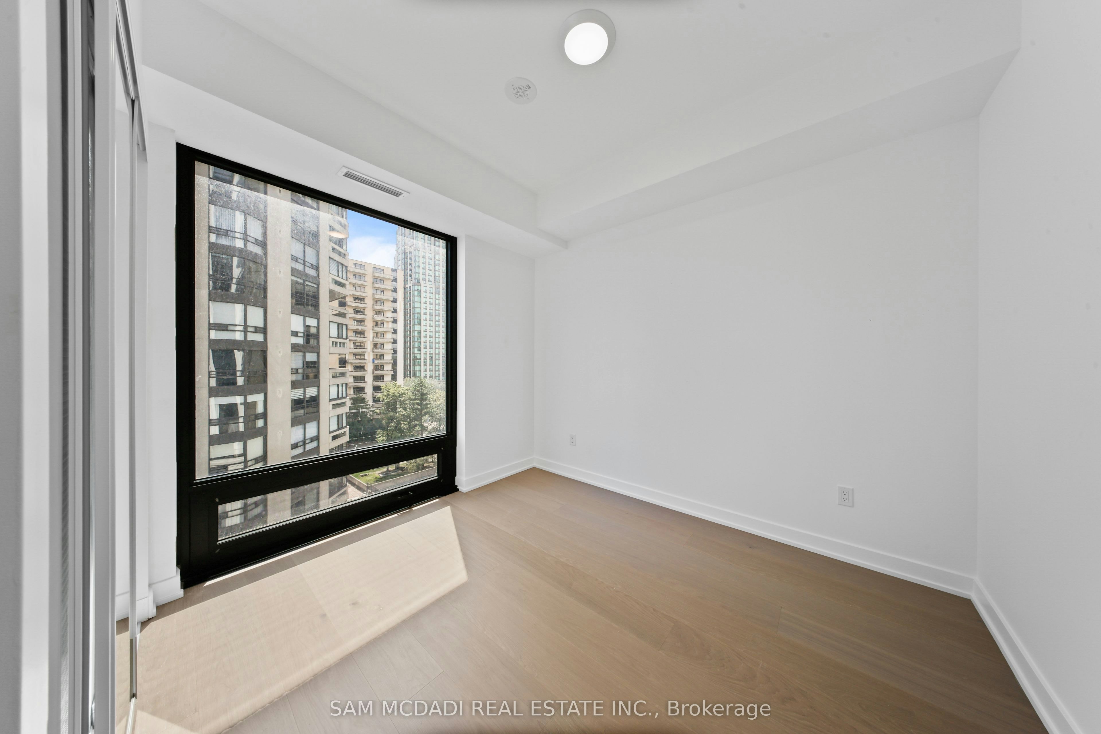 1122-89 Montclair Avenue, Toronto, ON, M5P 0A9 - 15