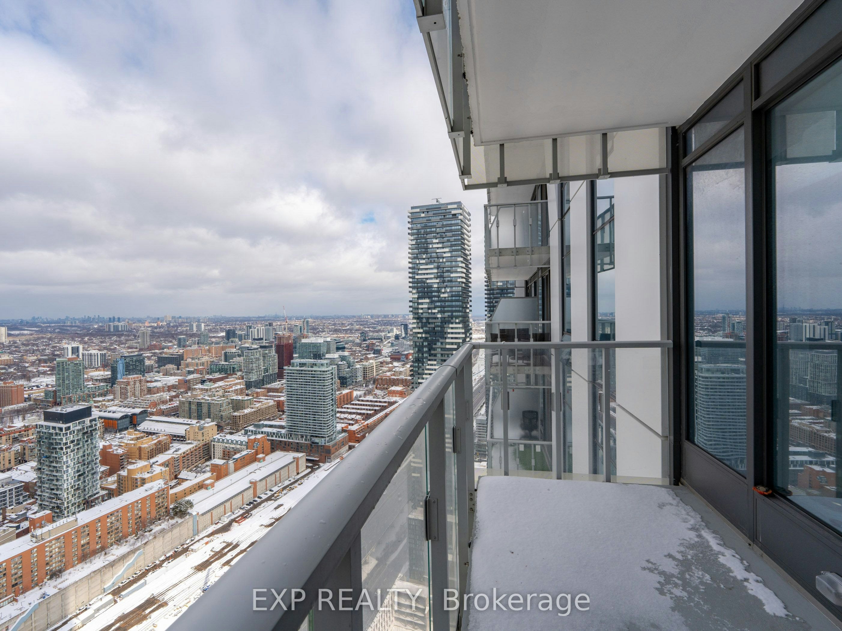 5205-28 Freeland Street, Toronto, ON, M5E 1L7 - 34