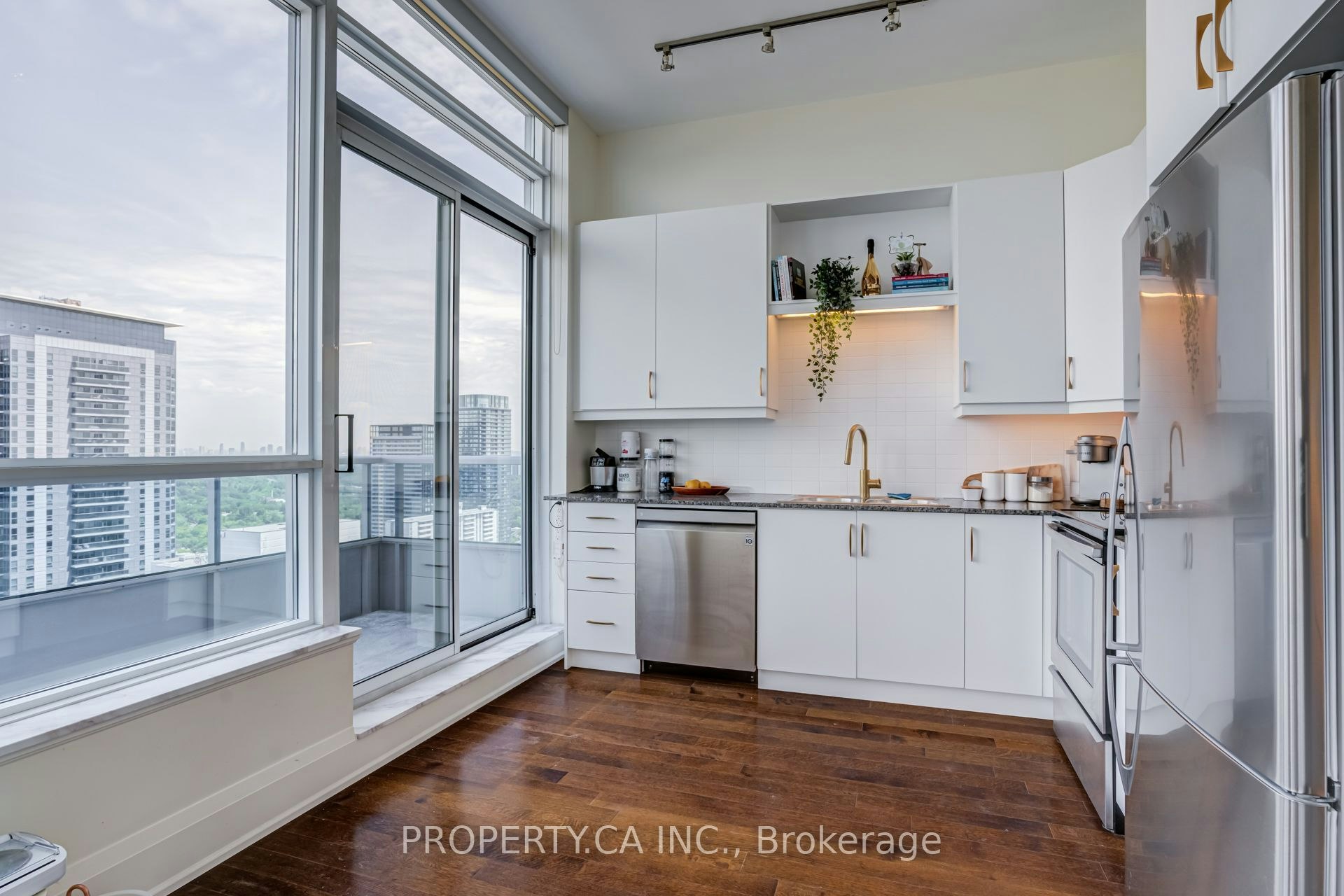 3404-500 Sherbourne Street, Toronto, ON, M4X 1K9 - 9