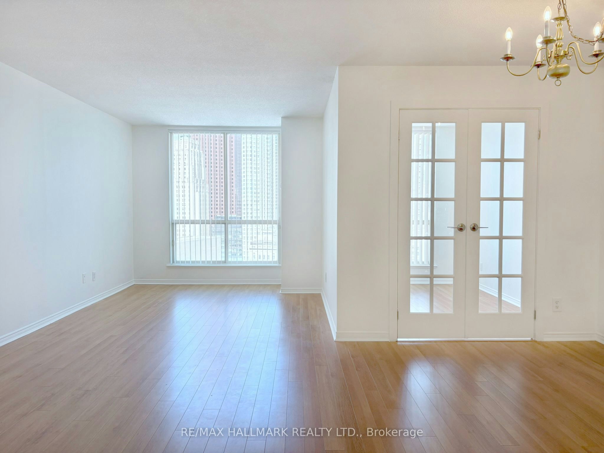 3206-25 The Esplanade N/A, Toronto, ON, M5E 1W5 - 10