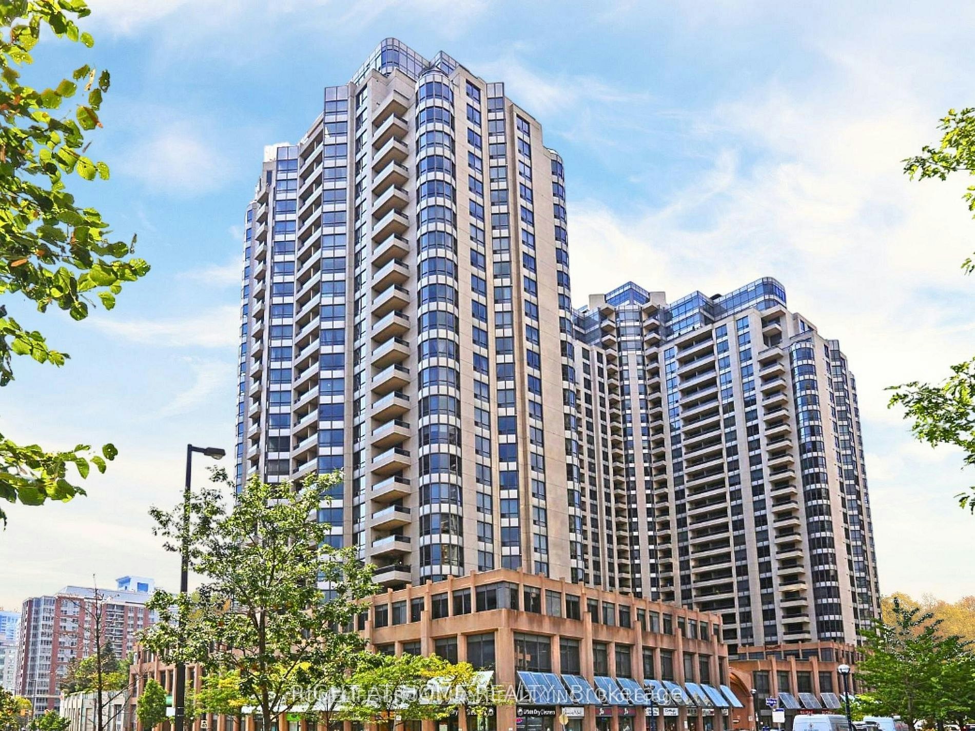 521-15 Northtown Way, Toronto, ON, M2N 7A2