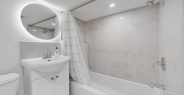 BSMT-858 Manning Avenue, Toronto, ON, M6G 2W8 - 15