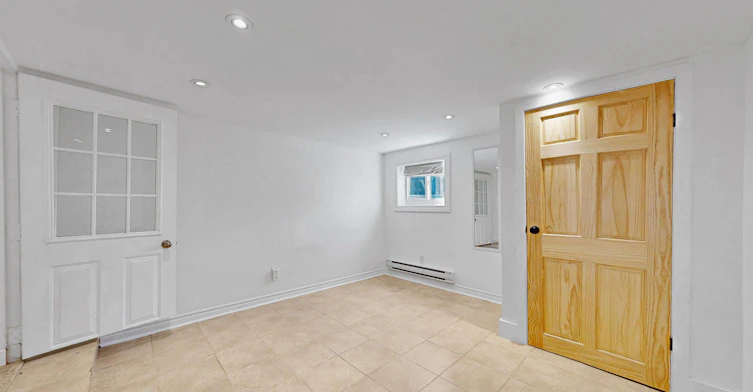 BSMT-858 Manning Avenue, Toronto, ON, M6G 2W8 - 21