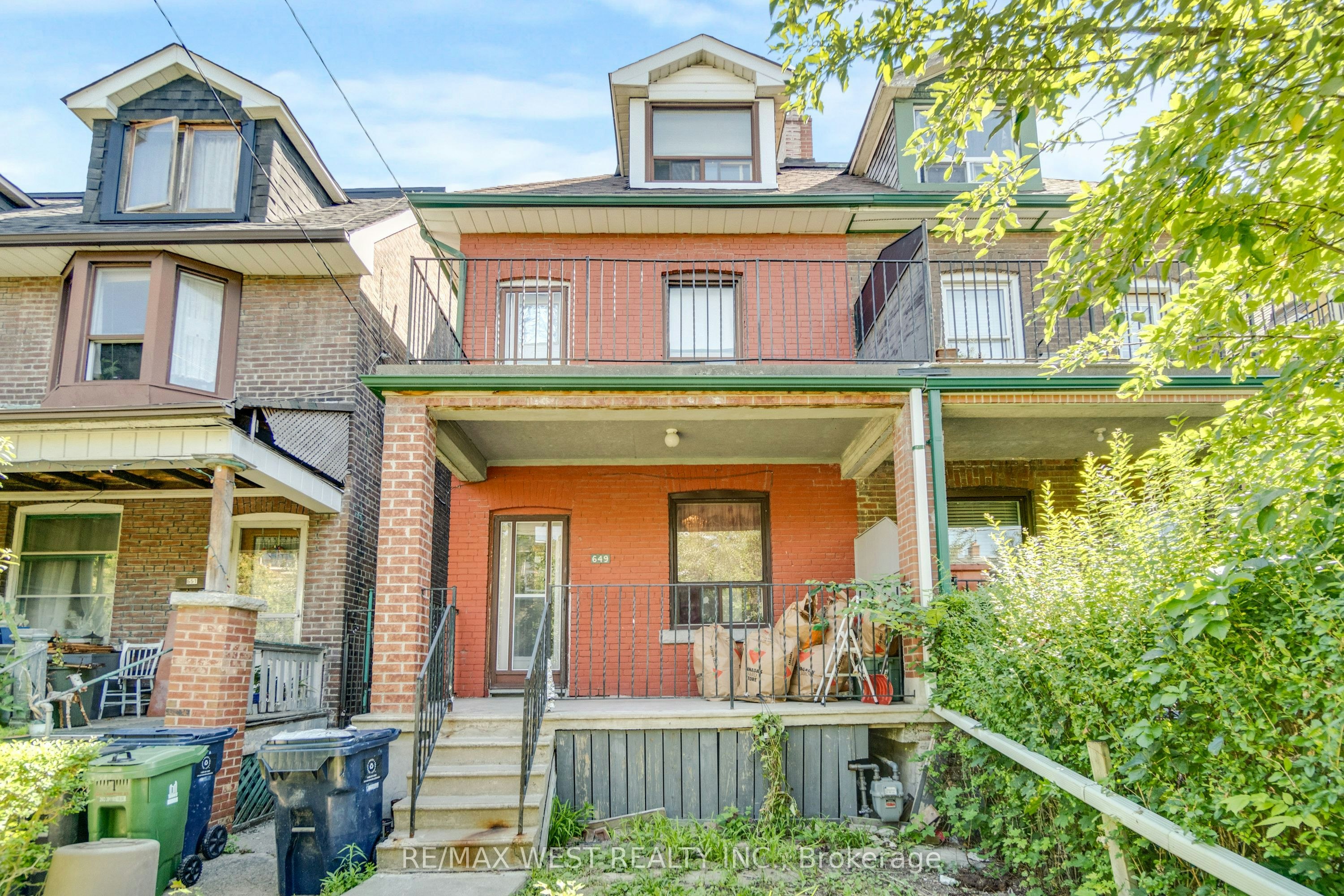 649 Crawford Street N, Toronto, ON, M6G 3K1