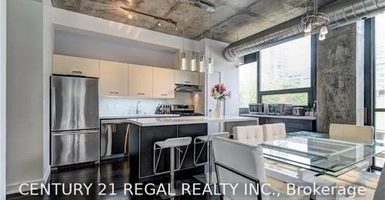 305-60 Bathurst Street, Toronto, ON, M5V 2P4 - 11