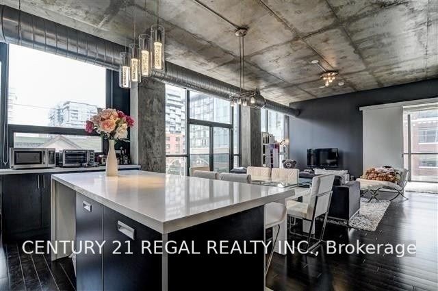 305-60 Bathurst Street, Toronto, ON, M5V 2P4 - 10