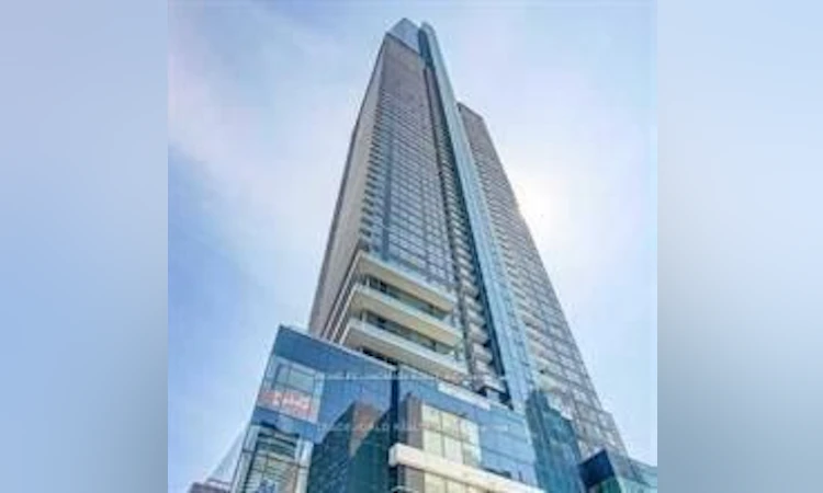 4206-386 Yonge Street