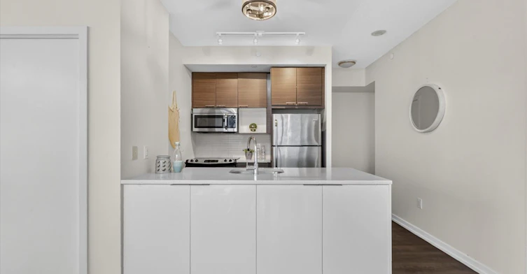 2112-66 Forest Manor Road, Toronto, ON, M2J 0B7 - 12