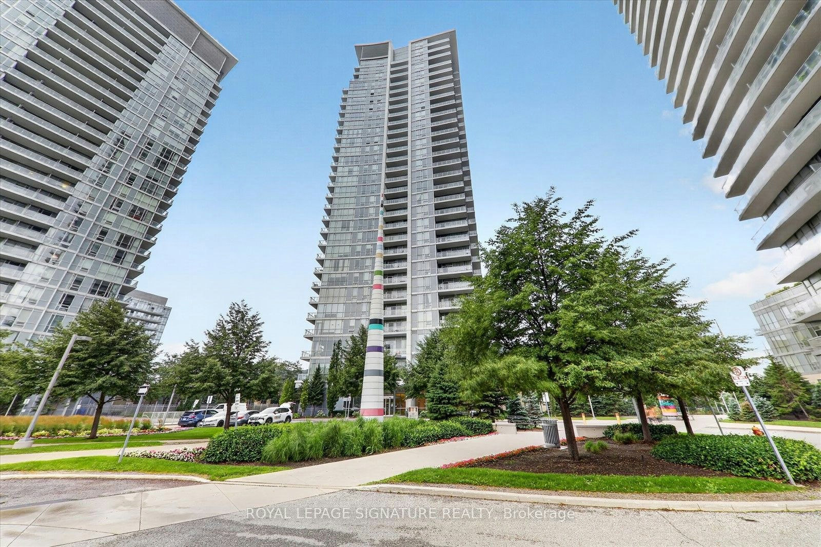 2112-66 Forest Manor Road, Toronto, ON, M2J 0B7 - 2