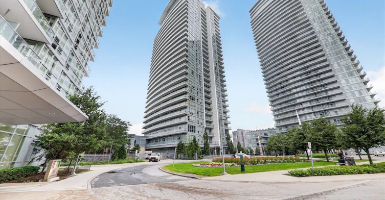 2112-66 Forest Manor Road, Toronto, ON, M2J 0B7