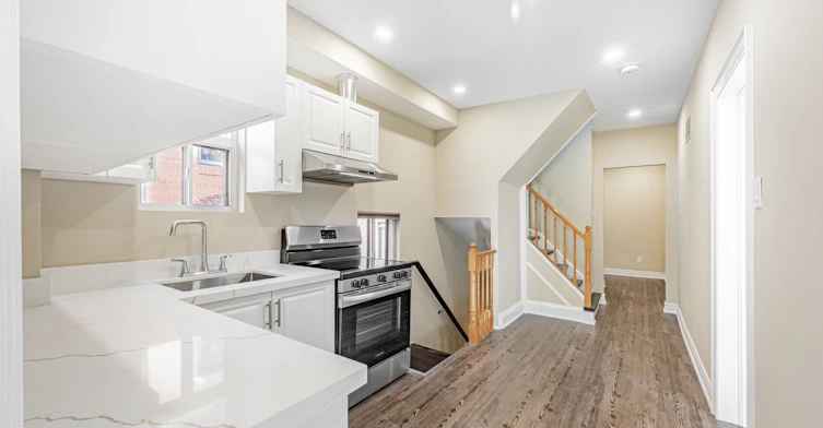 1-14 Howland Avenue, Toronto, ON, M5R 3B3 - 3