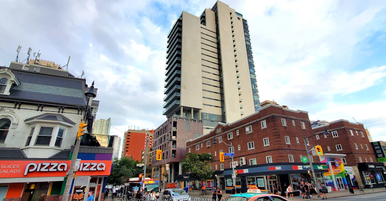 305-Den-81 Wellesley Street E, Toronto, ON, M4Y 0C5 - 17