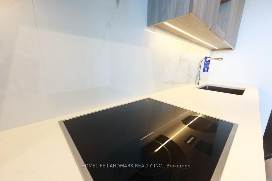 1111-27 Mcmahon Drive, Toronto, ON, M2K 0J2 - 2