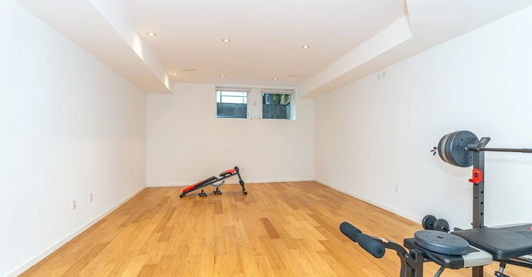 250 Woburn Avenue, Toronto, ON, M5M 1N9 - 38