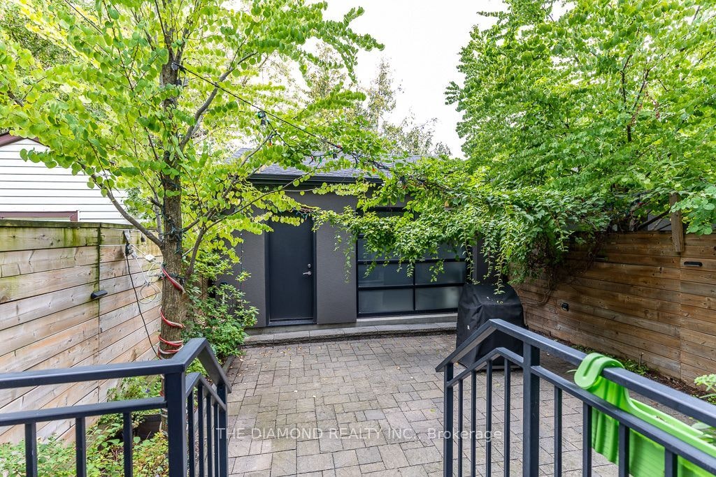 250 Woburn Avenue, Toronto, ON, M5M 1N9 - 43