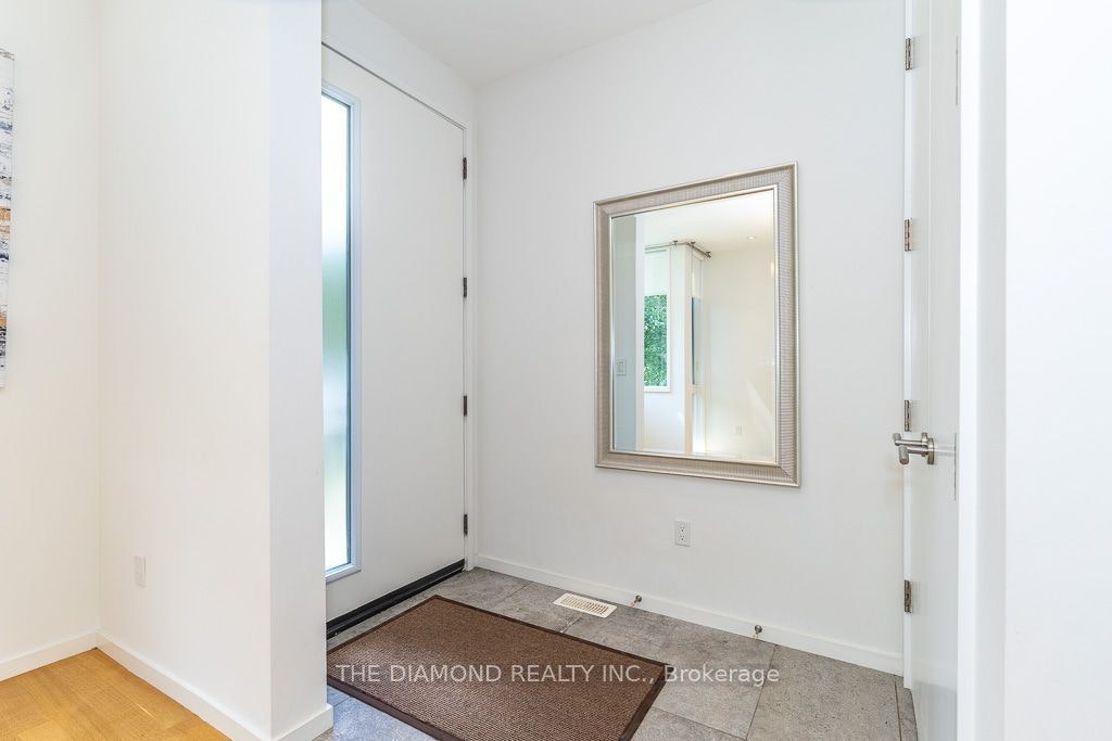 250 Woburn Avenue, Toronto, ON, M5M 1N9 - 3