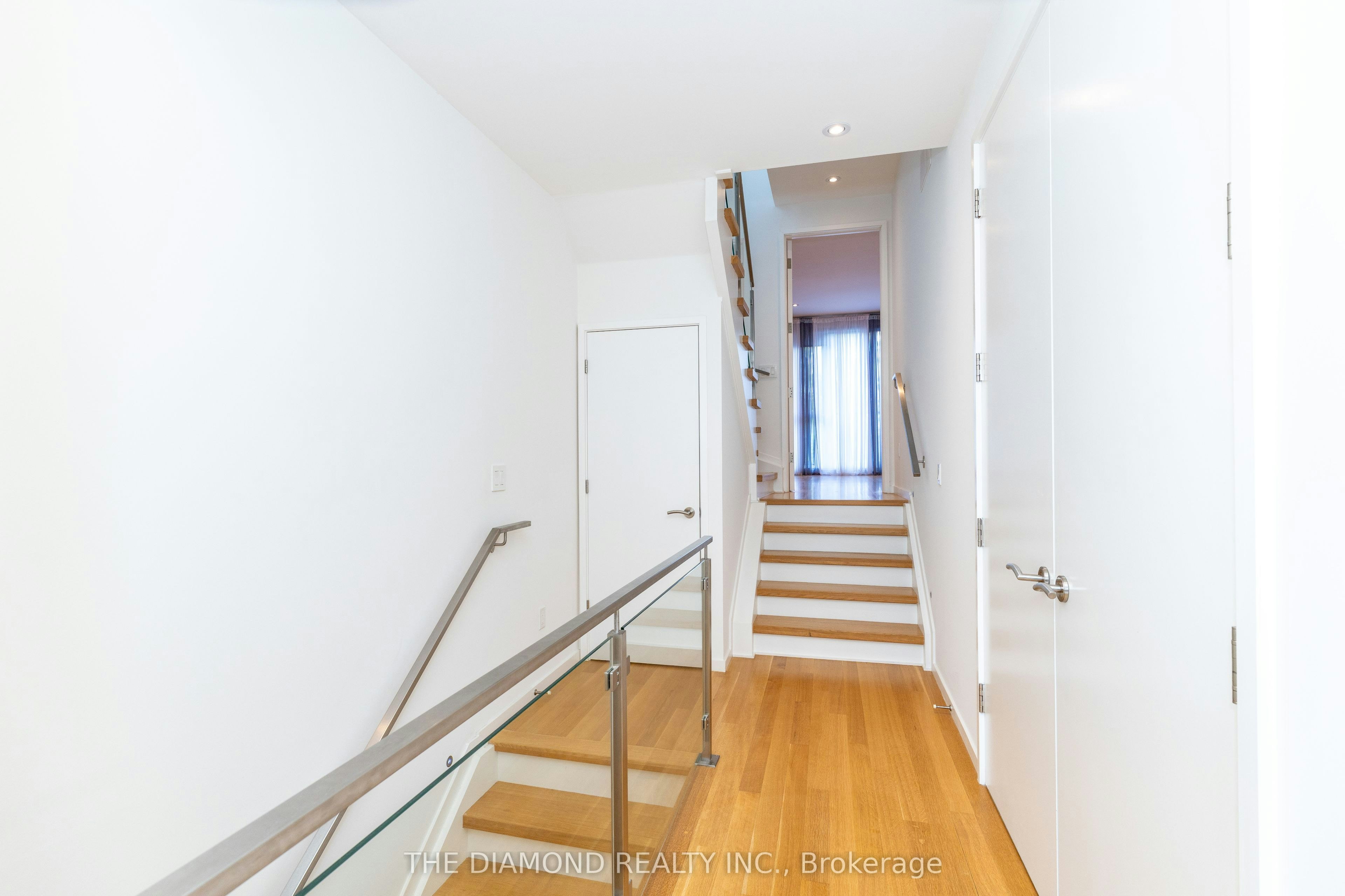 250 Woburn Avenue, Toronto, ON, M5M 1N9 - 14