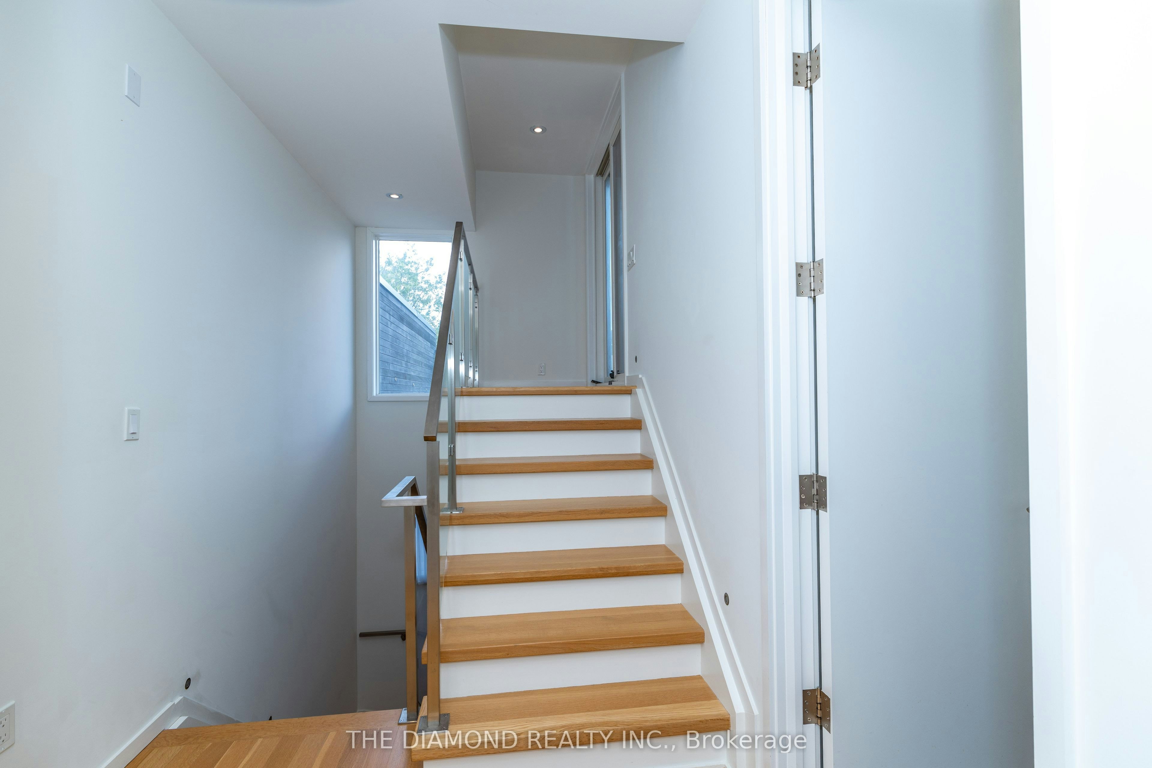 250 Woburn Avenue, Toronto, ON, M5M 1N9 - 29