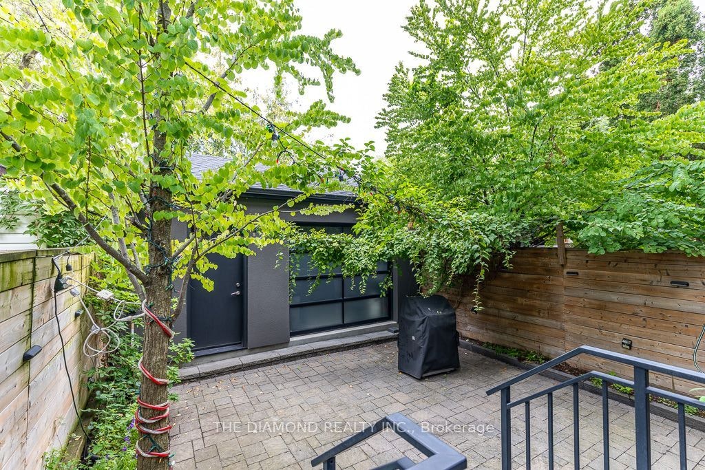 250 Woburn Avenue, Toronto, ON, M5M 1N9 - 42