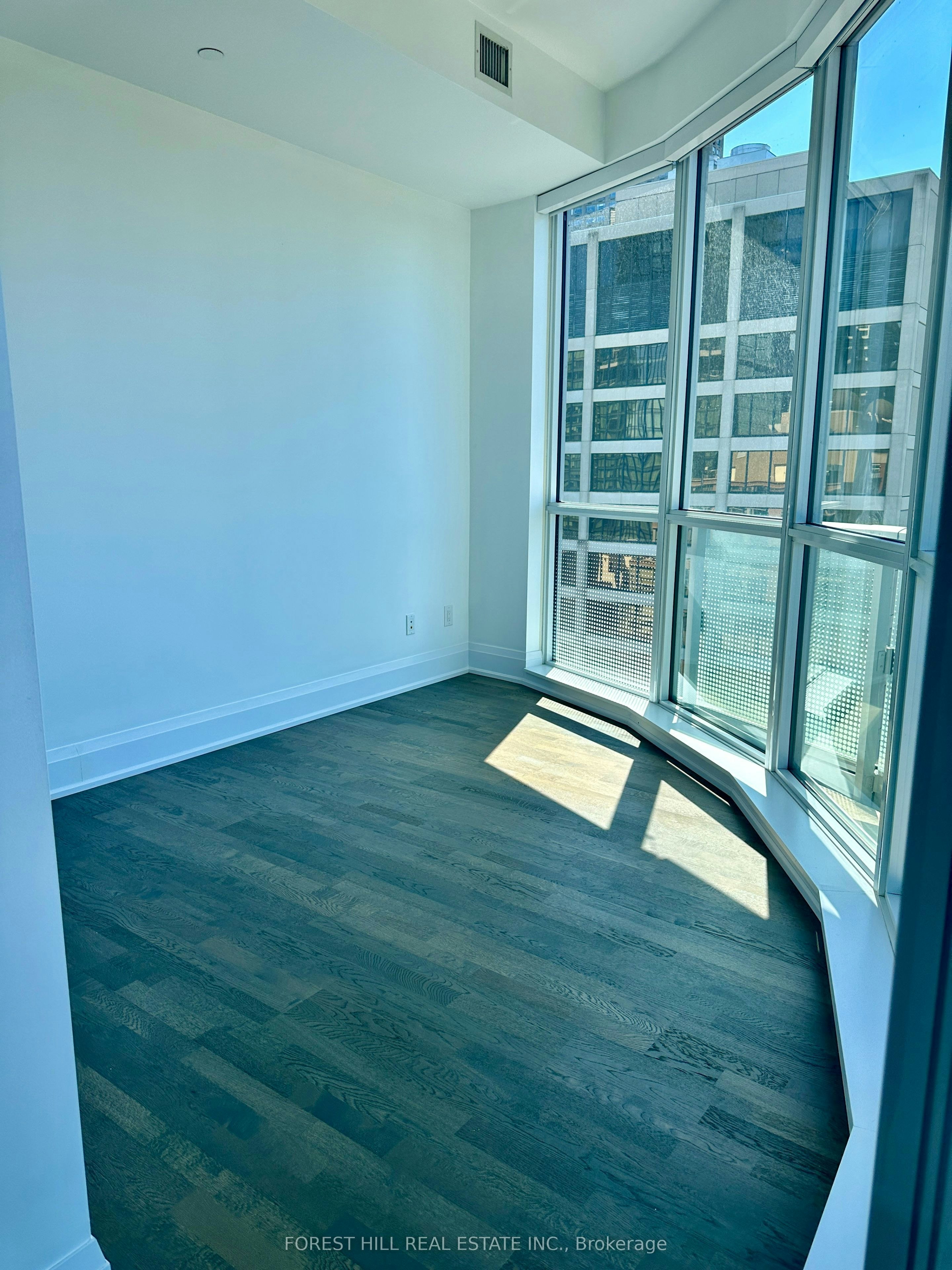 1802-88 Cumberland Avenue, Toronto, ON, M5R 1A3 - 11