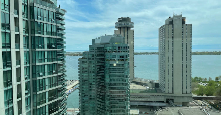 2408-18 Harbour Street, Toronto, ON, M5J 2Z6 - 12