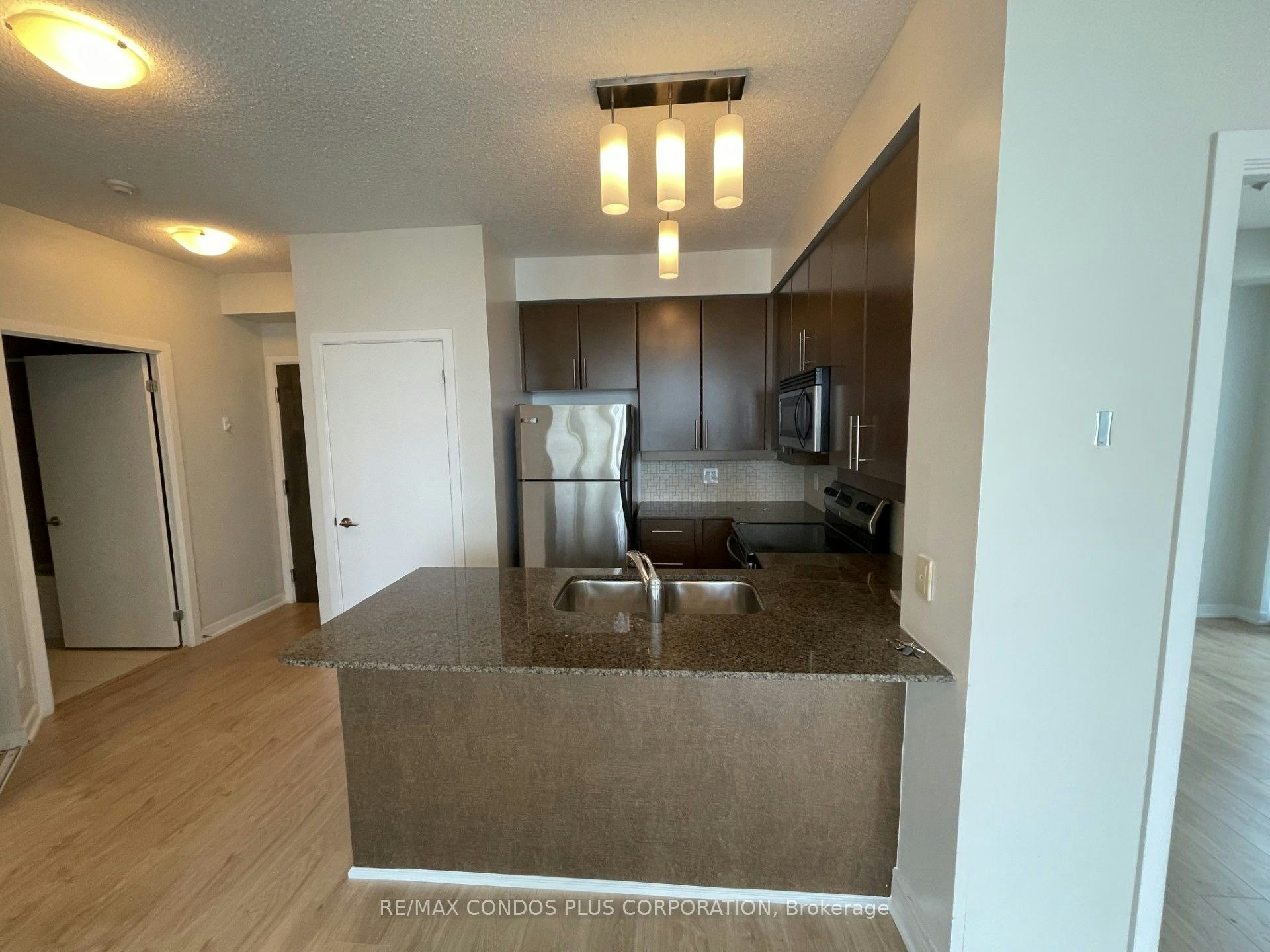 2408-18 Harbour Street, Toronto, ON, M5J 2Z6 - 5