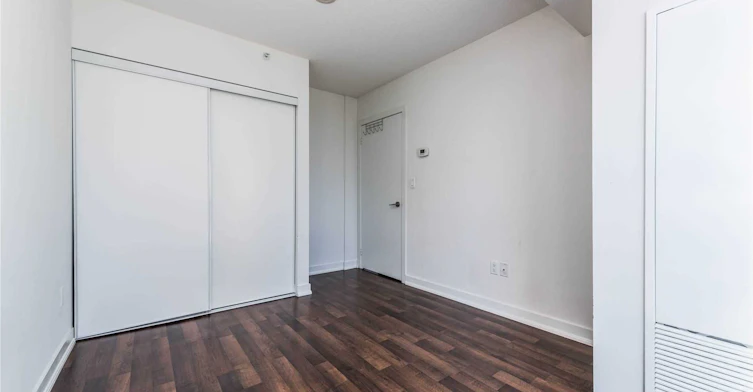 201-5740 Yonge Street, Toronto, ON, M2M 0B1 - 5