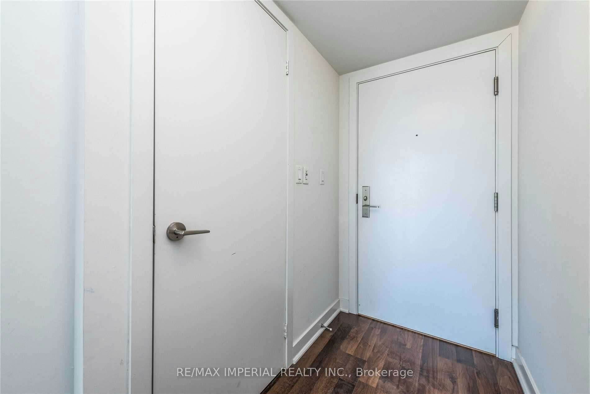 201-5740 Yonge Street, Toronto, ON, M2M 0B1 - 24