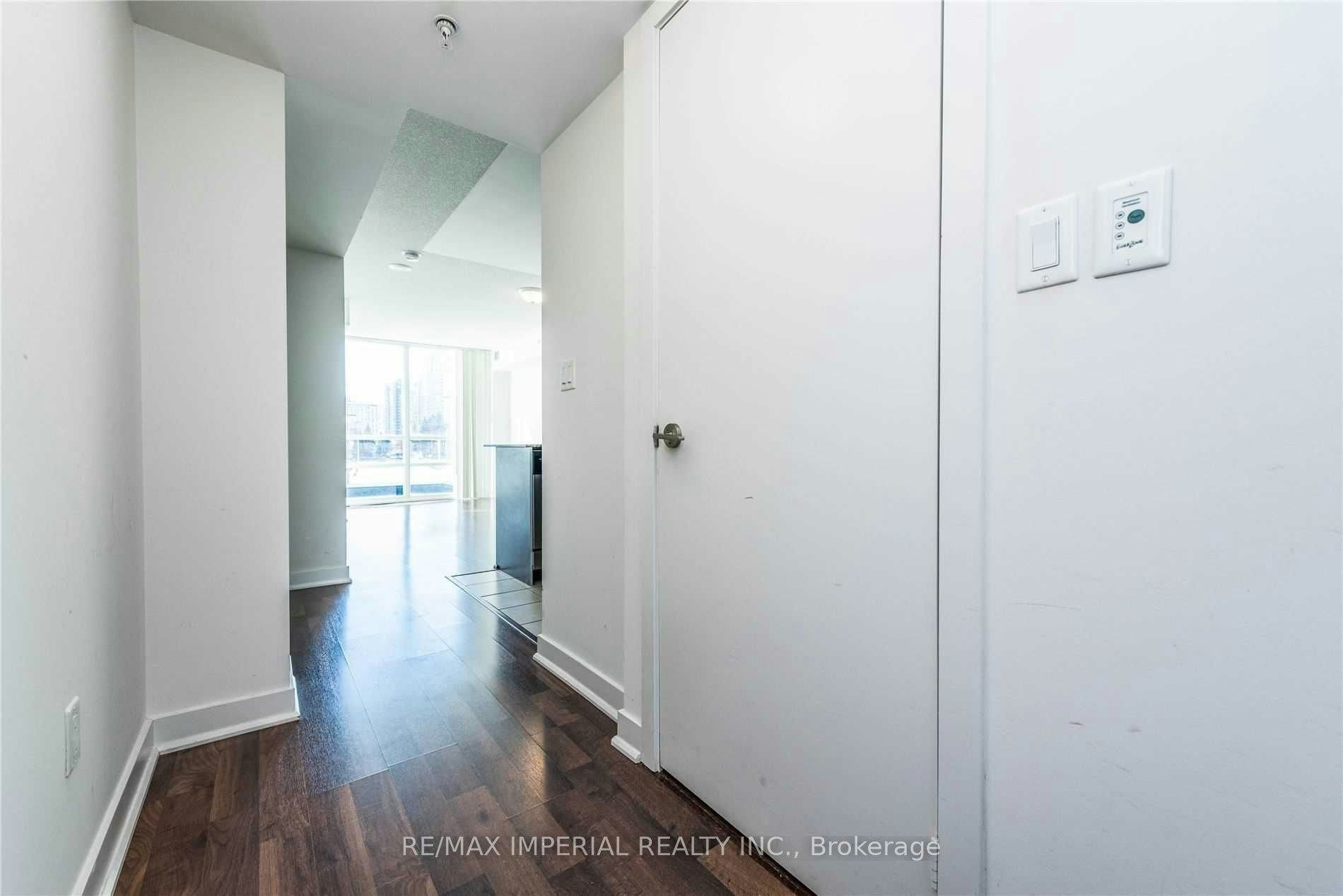 201-5740 Yonge Street, Toronto, ON, M2M 0B1 - 23
