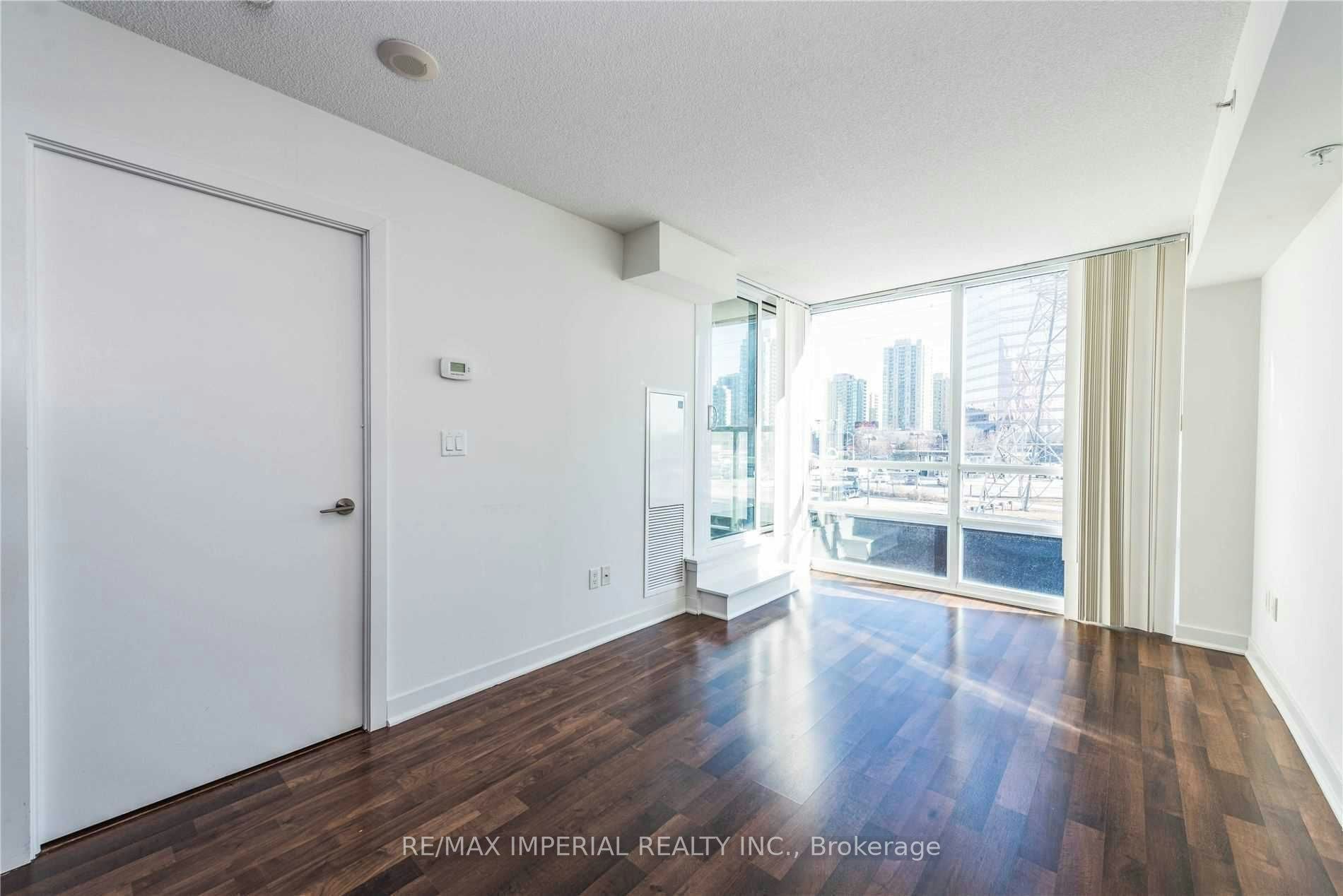201-5740 Yonge Street, Toronto, ON, M2M 0B1 - 12