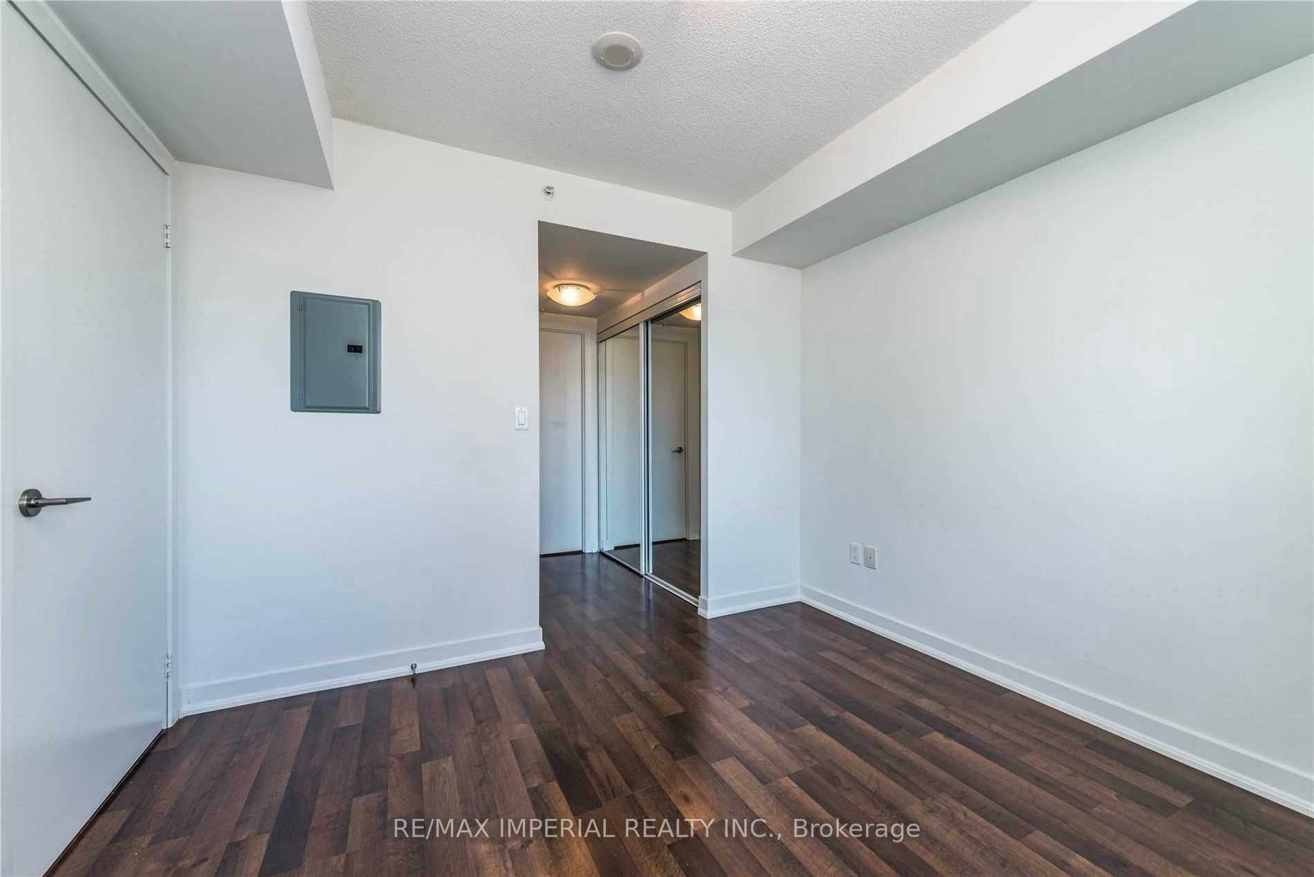 201-5740 Yonge Street, Toronto, ON, M2M 0B1 - 11