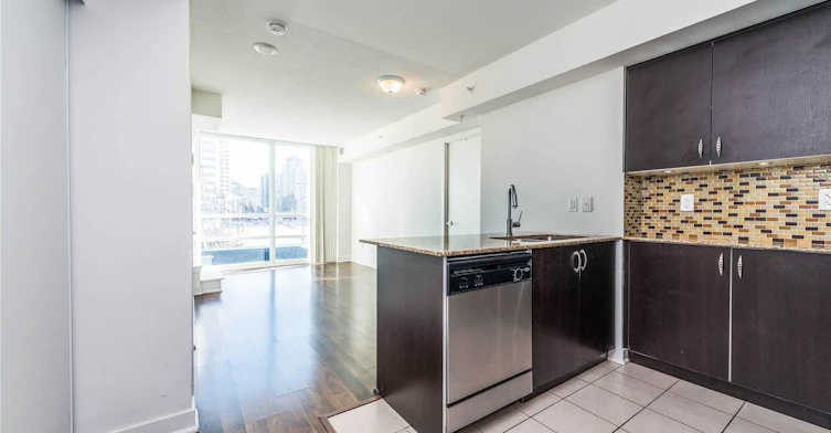 201-5740 Yonge Street, Toronto, ON, M2M 0B1 - 15