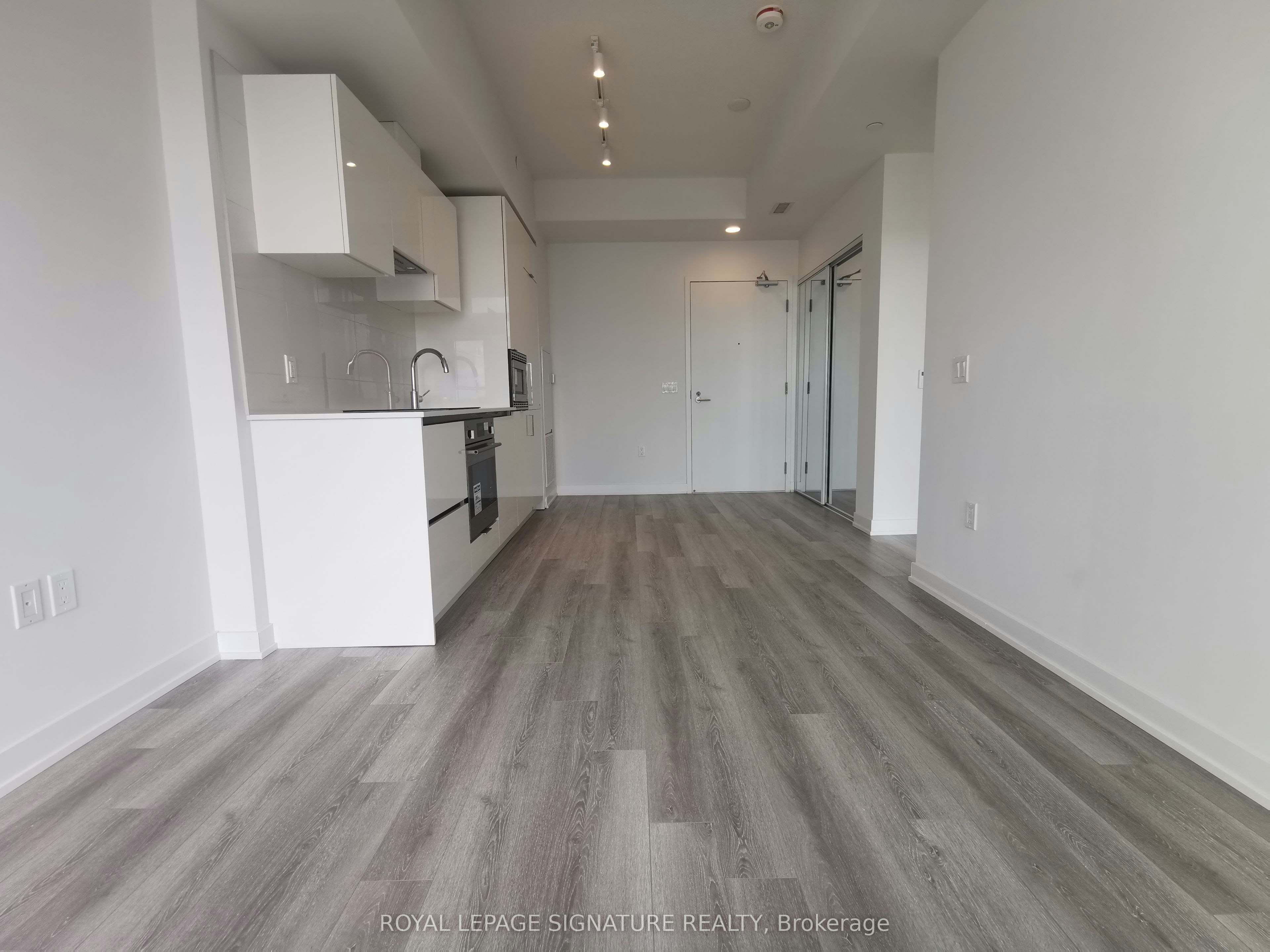 1512-121 St Patrick Street, Toronto, ON, M5T 3C1 - 3