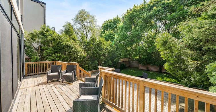 17 Nesbitt Drive, Toronto, ON, M4W 2G2 - 37