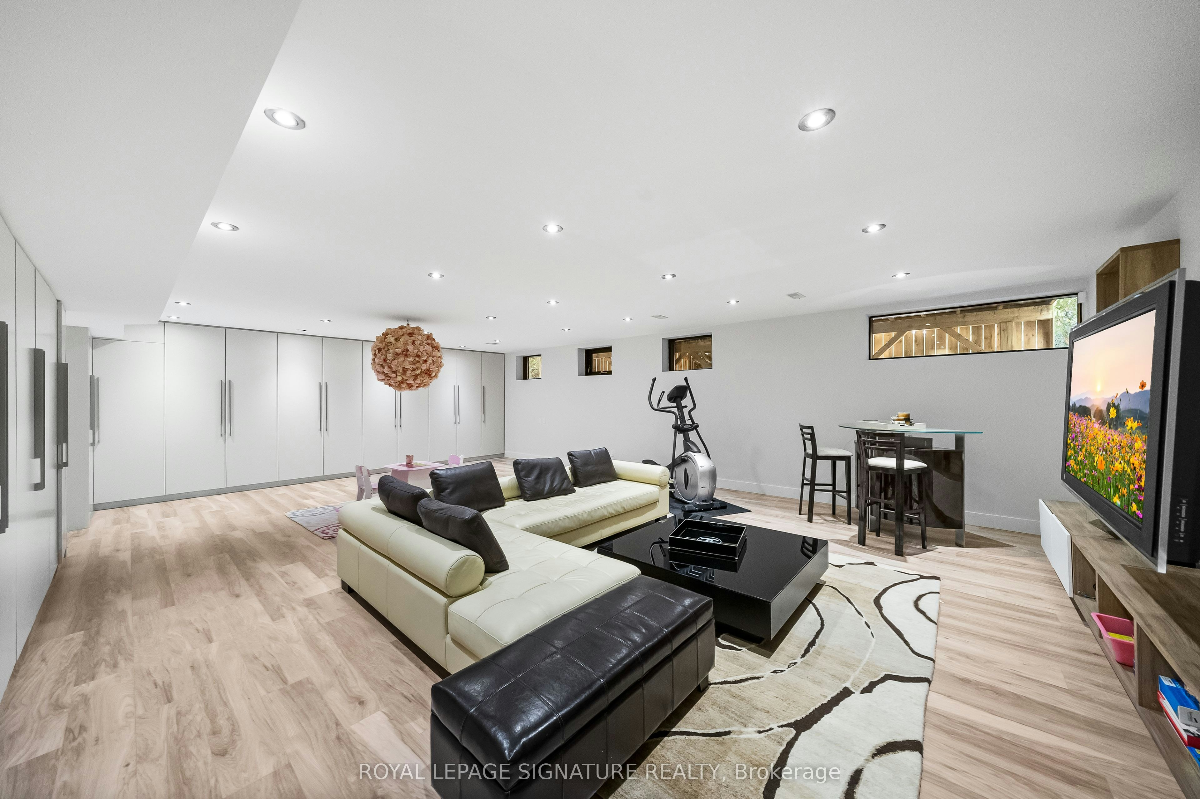 17 Nesbitt Drive, Toronto, ON, M4W 2G2 - 29