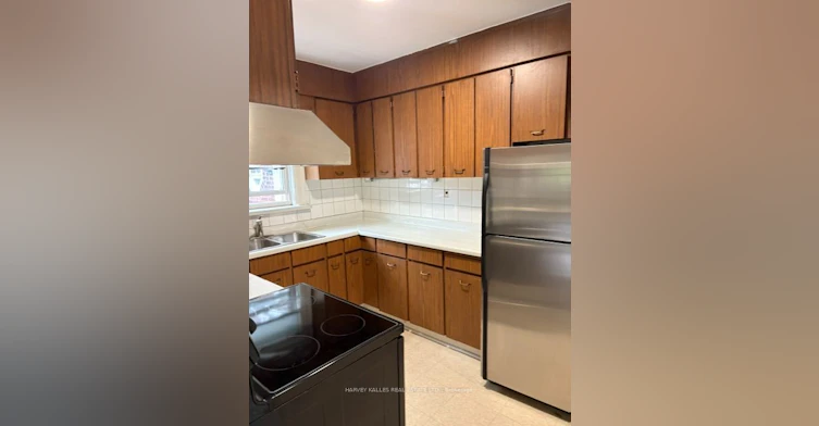1-1661 Bathurst Street, Toronto, ON, M5P 3K3 - 11