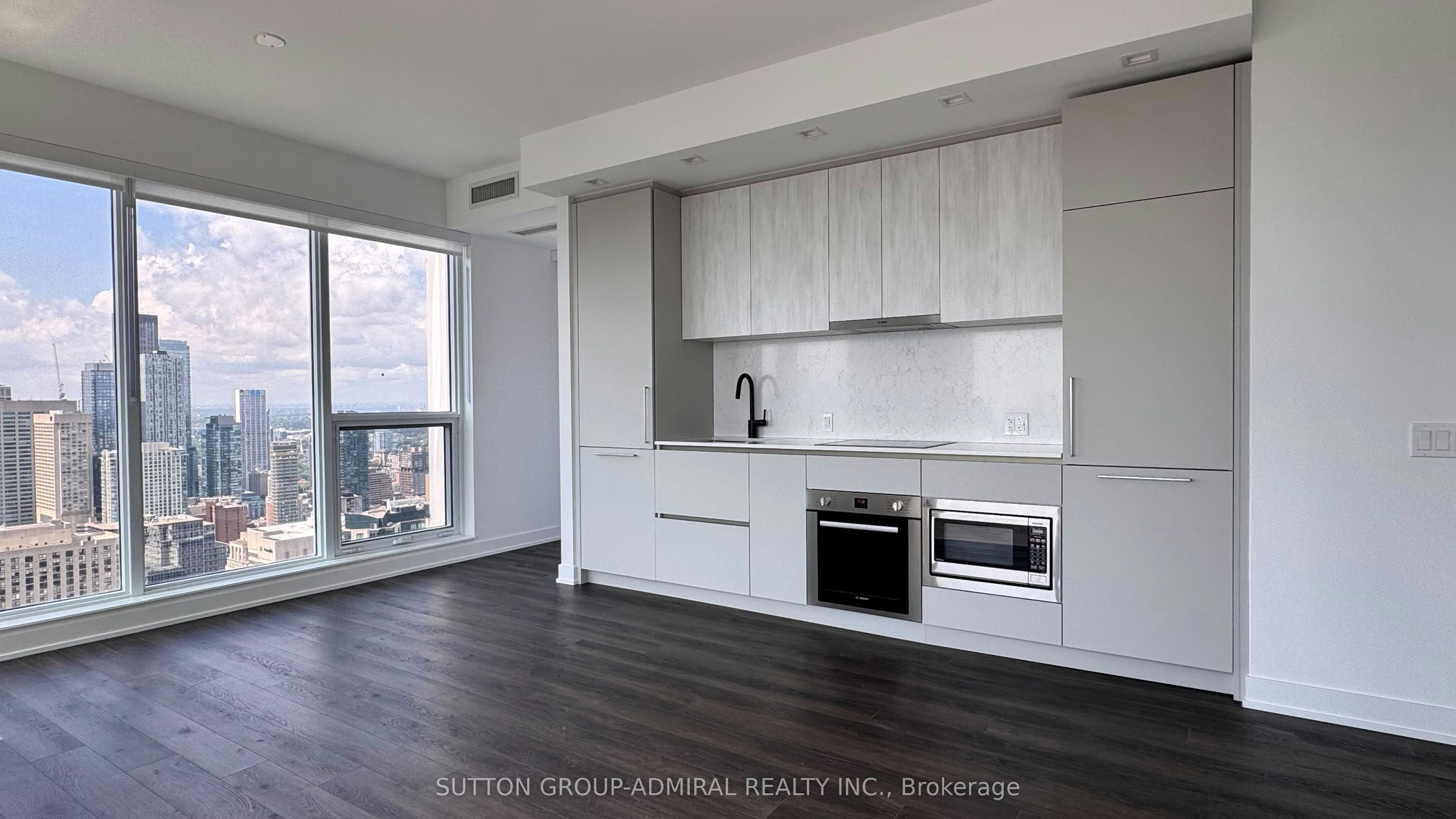 4602-609 Sherbourne Street, Toronto, ON, M4X 0A4 - 2