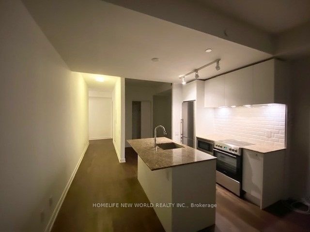 706-57 St Joseph Street, Toronto, ON, M5S 0C5