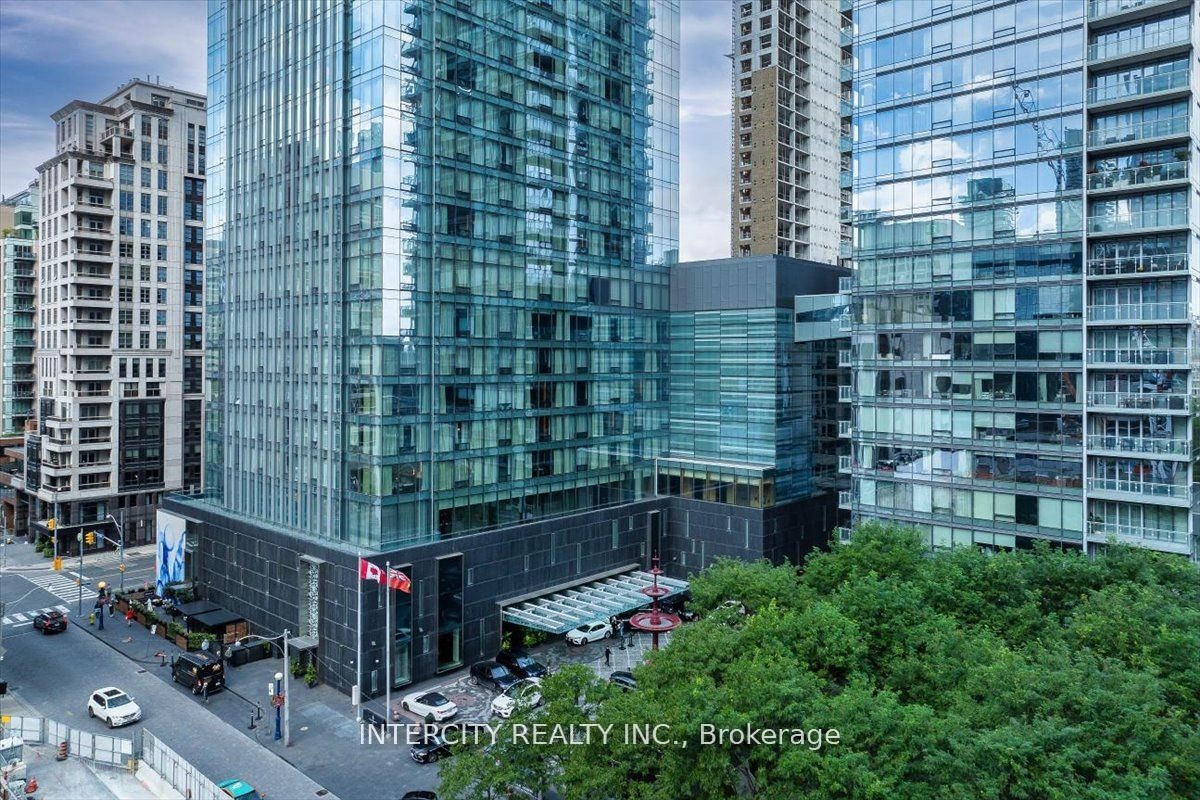 4001-50 Yorkville Avenue, Toronto, ON, M4W 0A3