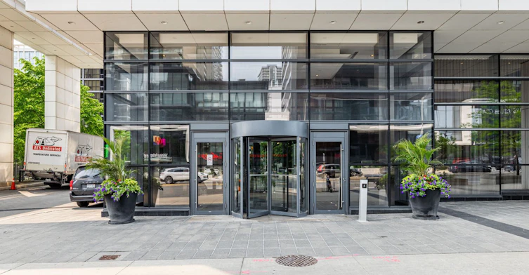 2121-5 Sheppard Avenue E, Toronto, ON, M2N 2Z8 - 2