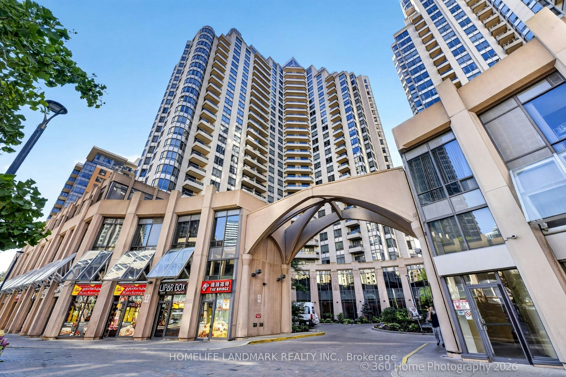 829-15 Northtown Way, Toronto, ON, M2N 7A2