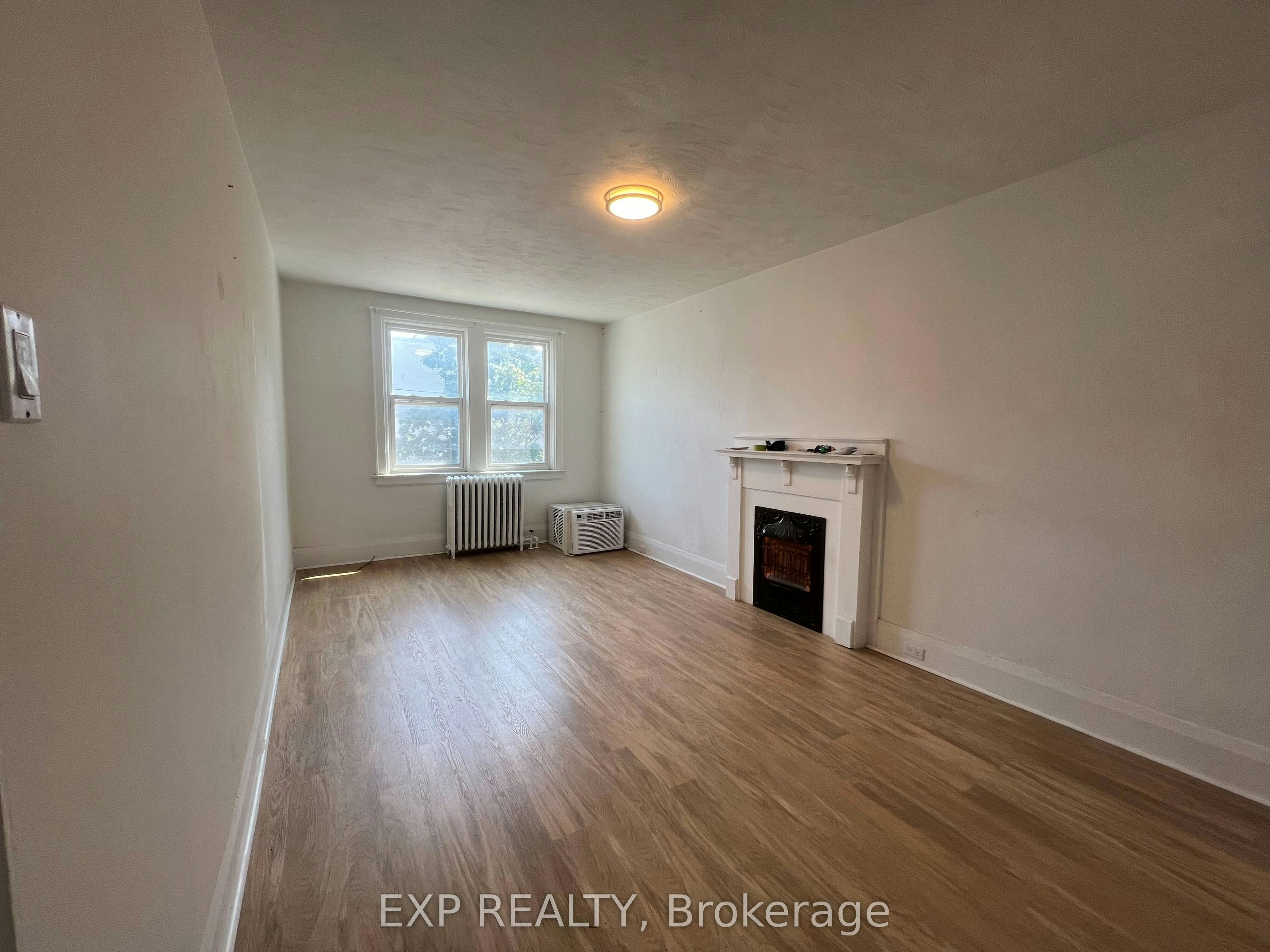 6-102 Greensides Avenue, Toronto, ON, M6C 1B9 - 17