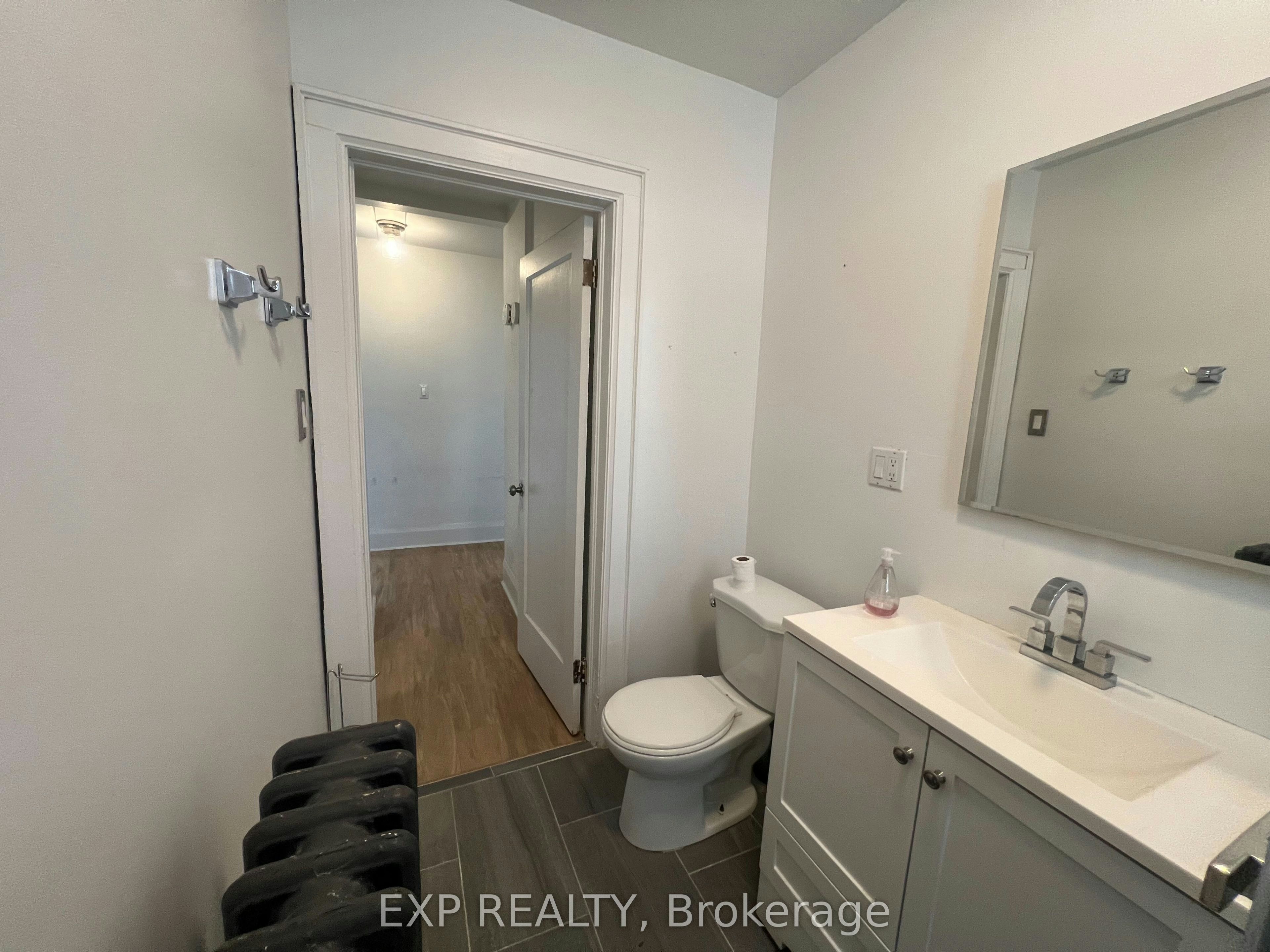 6-102 Greensides Avenue, Toronto, ON, M6C 1B9 - 20