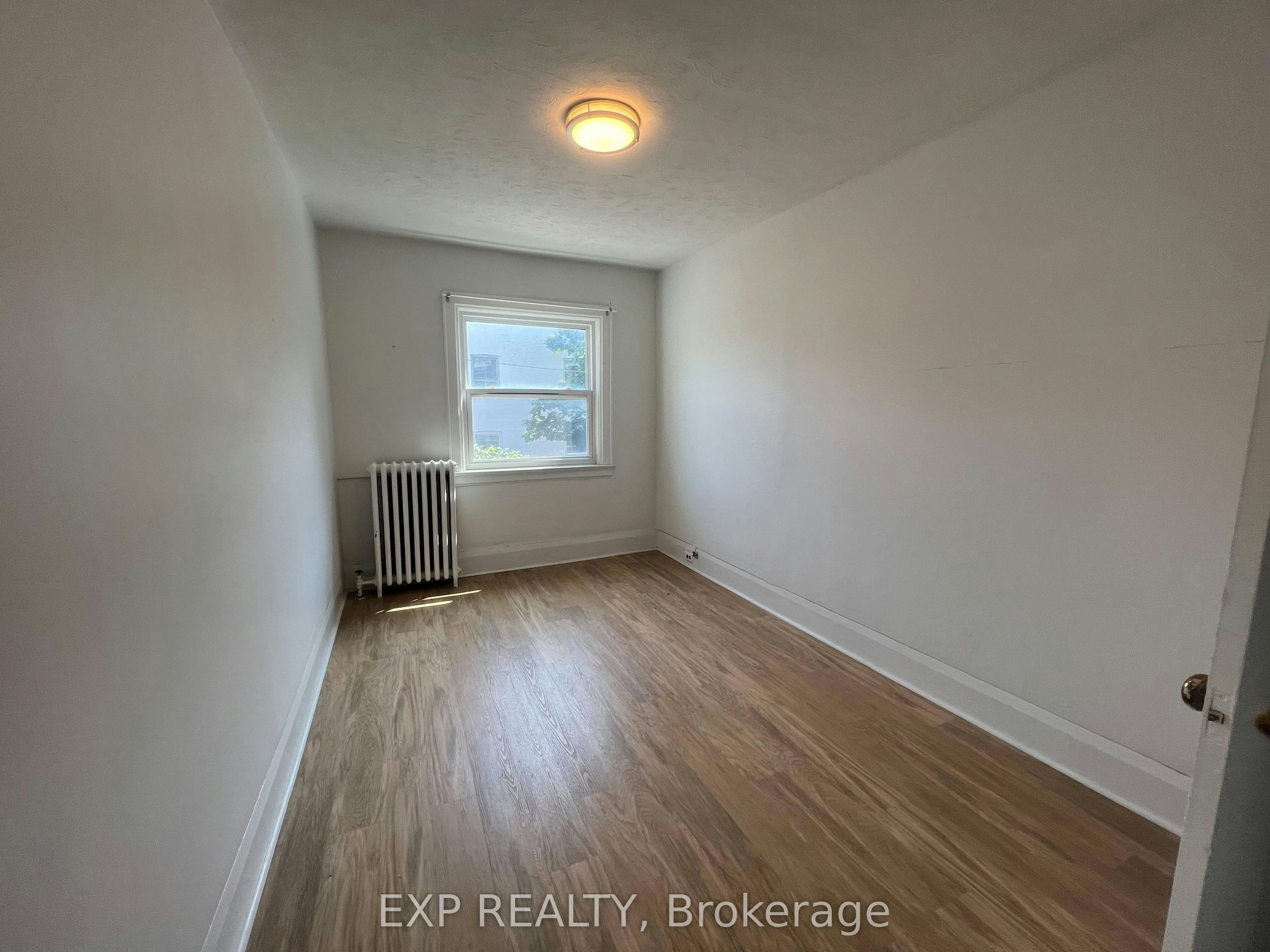 6-102 Greensides Avenue, Toronto, ON, M6C 1B9 - 8