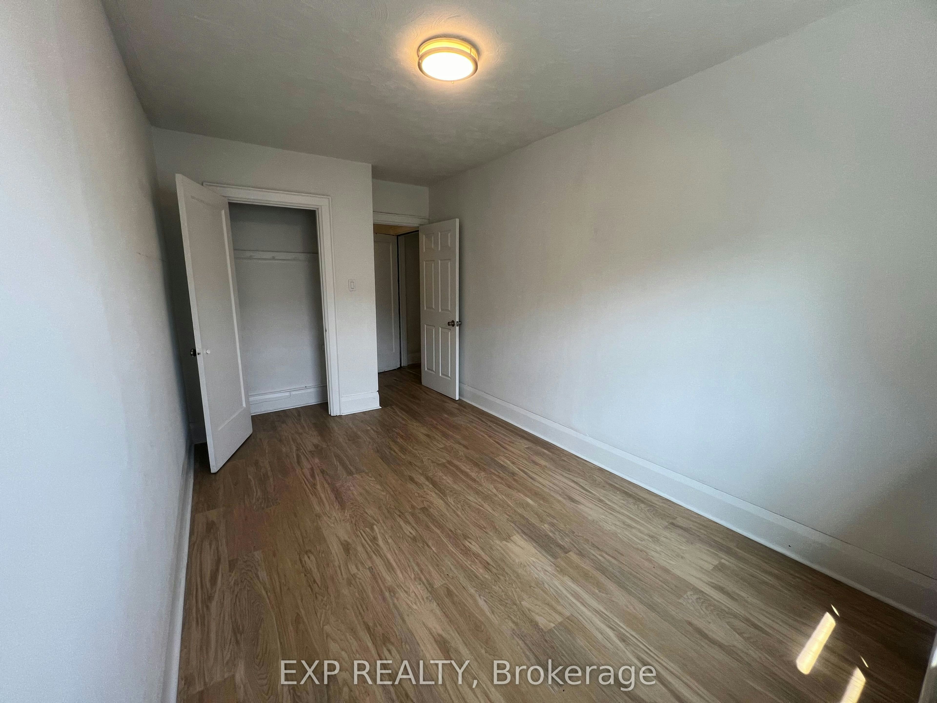 6-102 Greensides Avenue, Toronto, ON, M6C 1B9 - 18