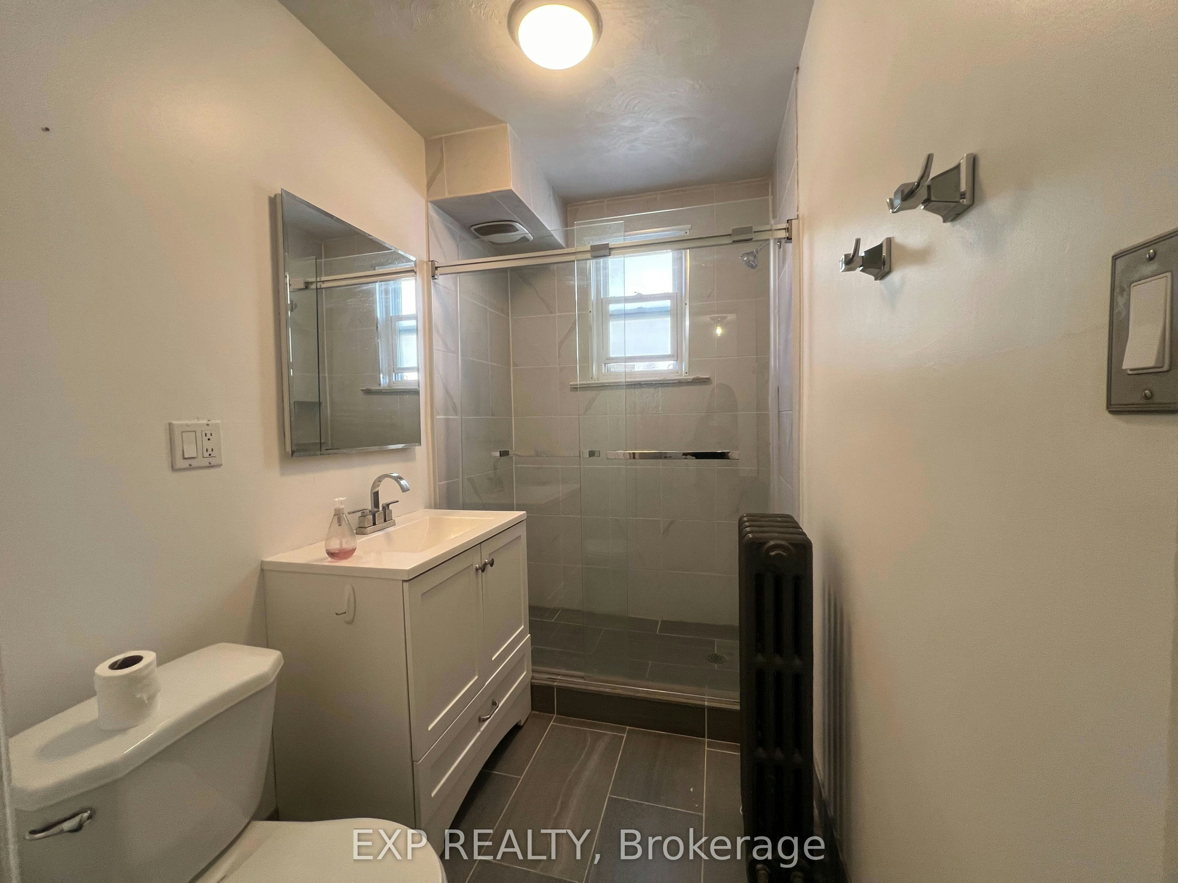 6-102 Greensides Avenue, Toronto, ON, M6C 1B9 - 12