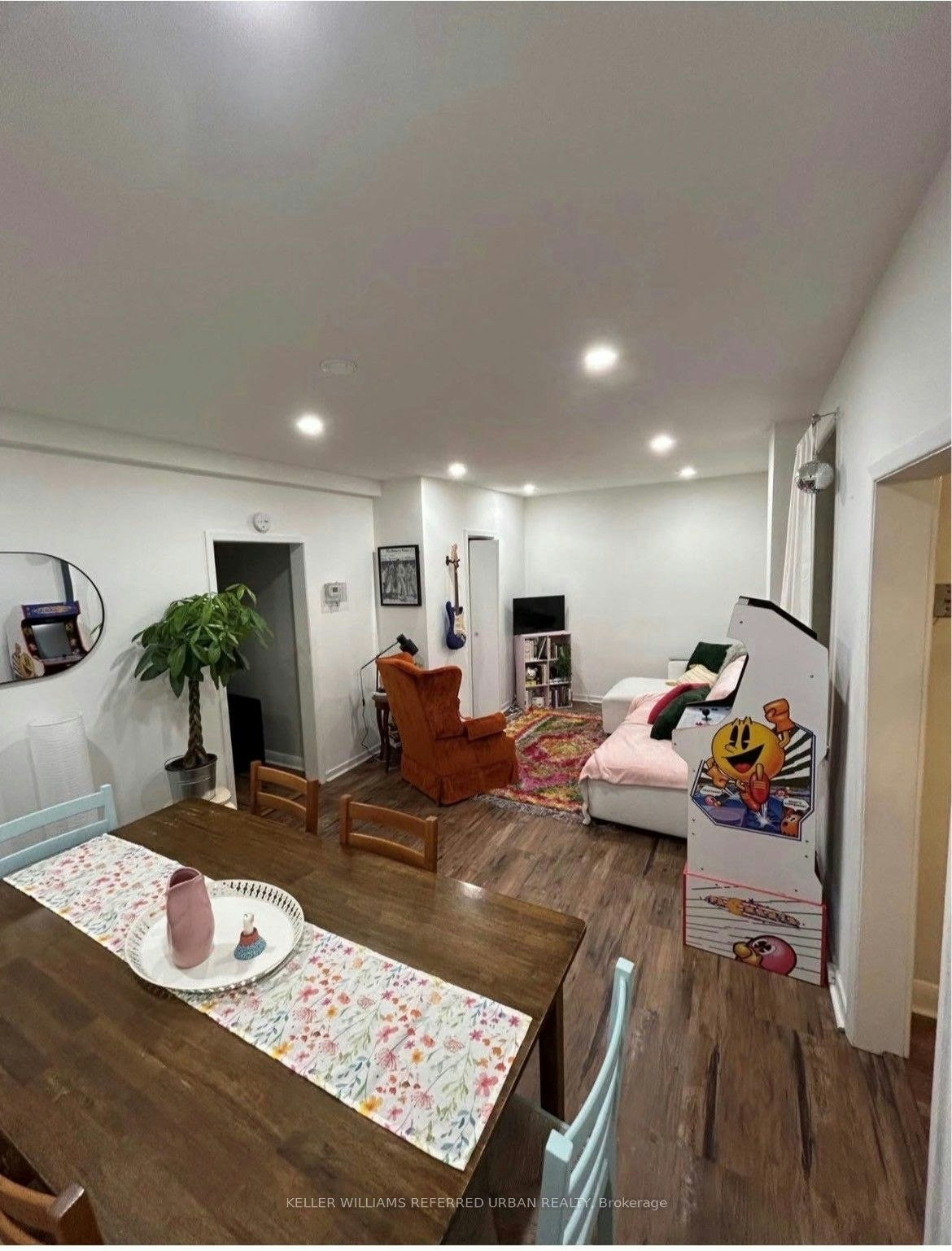 Main floor-9 Clinton Place, Toronto, ON, M6G 1J8 - 3