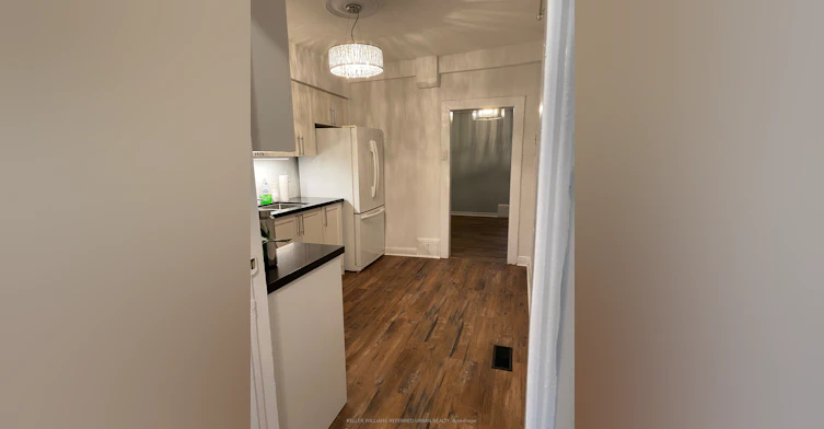 Main floor-9 Clinton Place, Toronto, ON, M6G 1J8 - 6