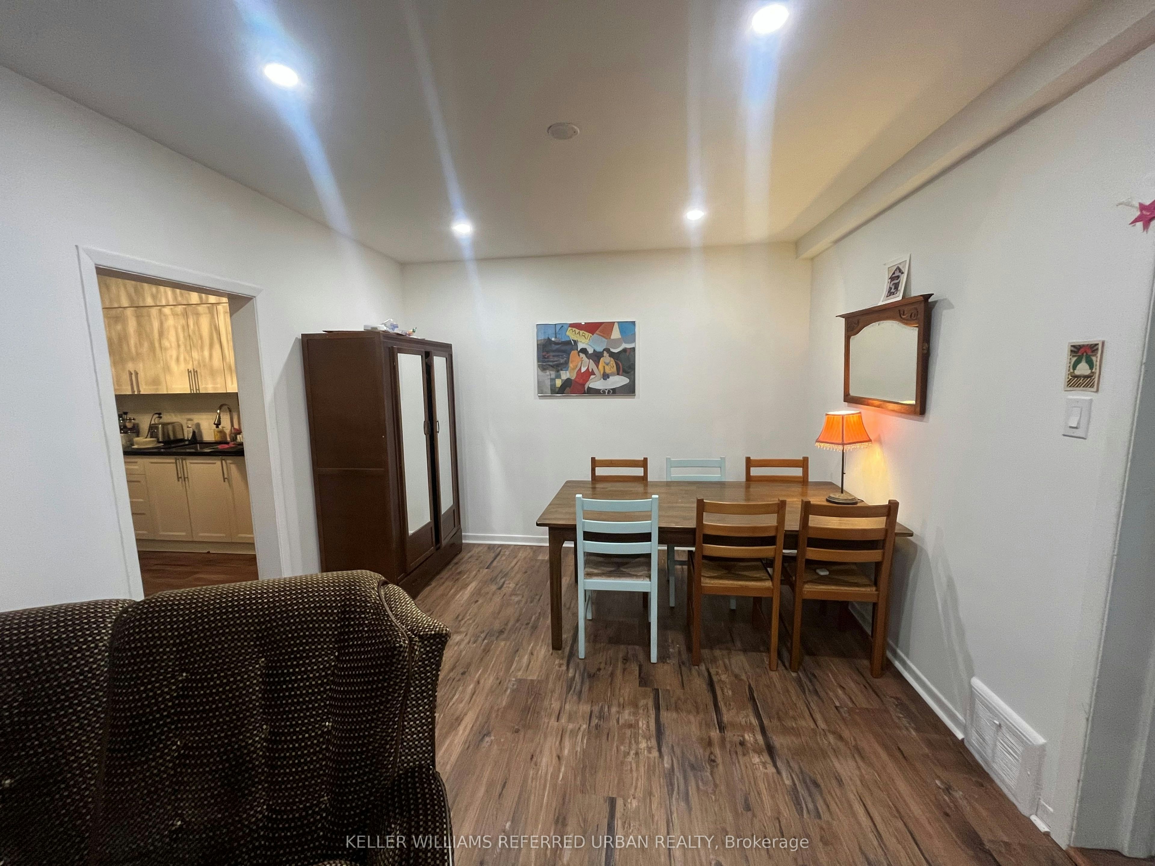 Main floor-9 Clinton Place, Toronto, ON, M6G 1J8 - 4