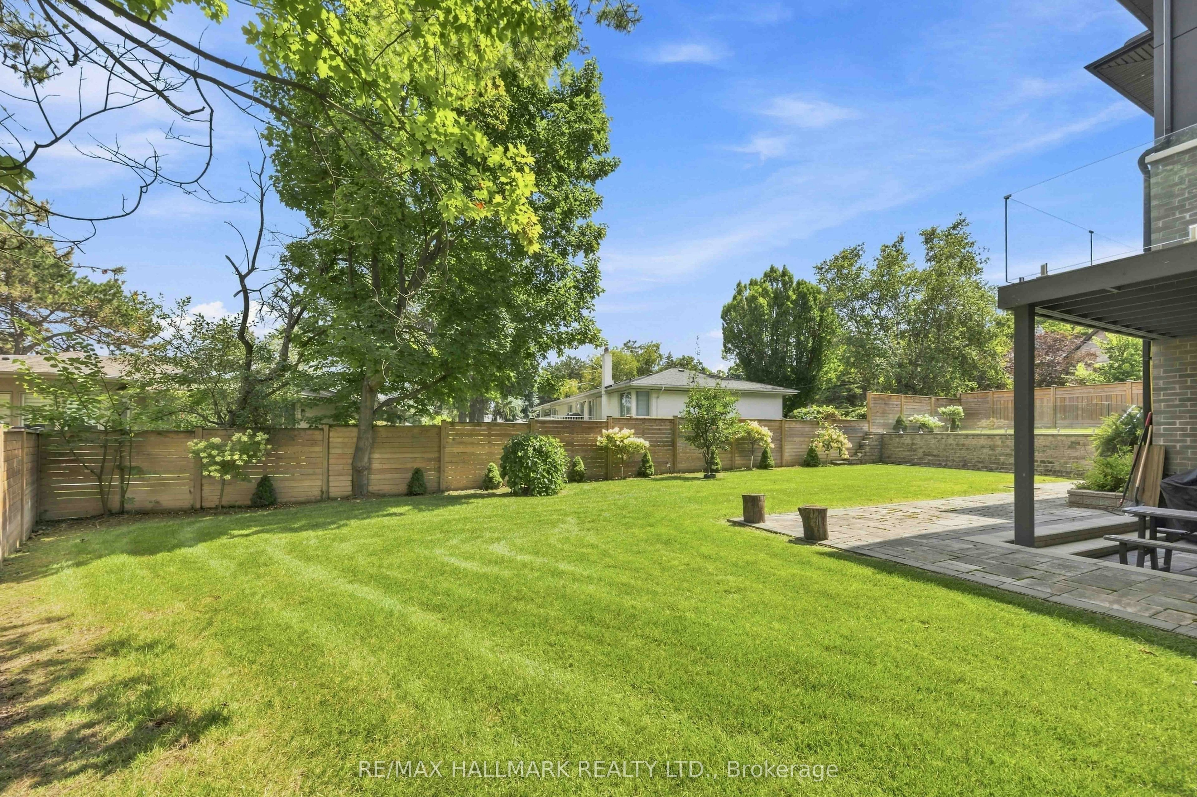 66 Forest Grove Drive, Toronto, ON, M2K 1Z6 - 48